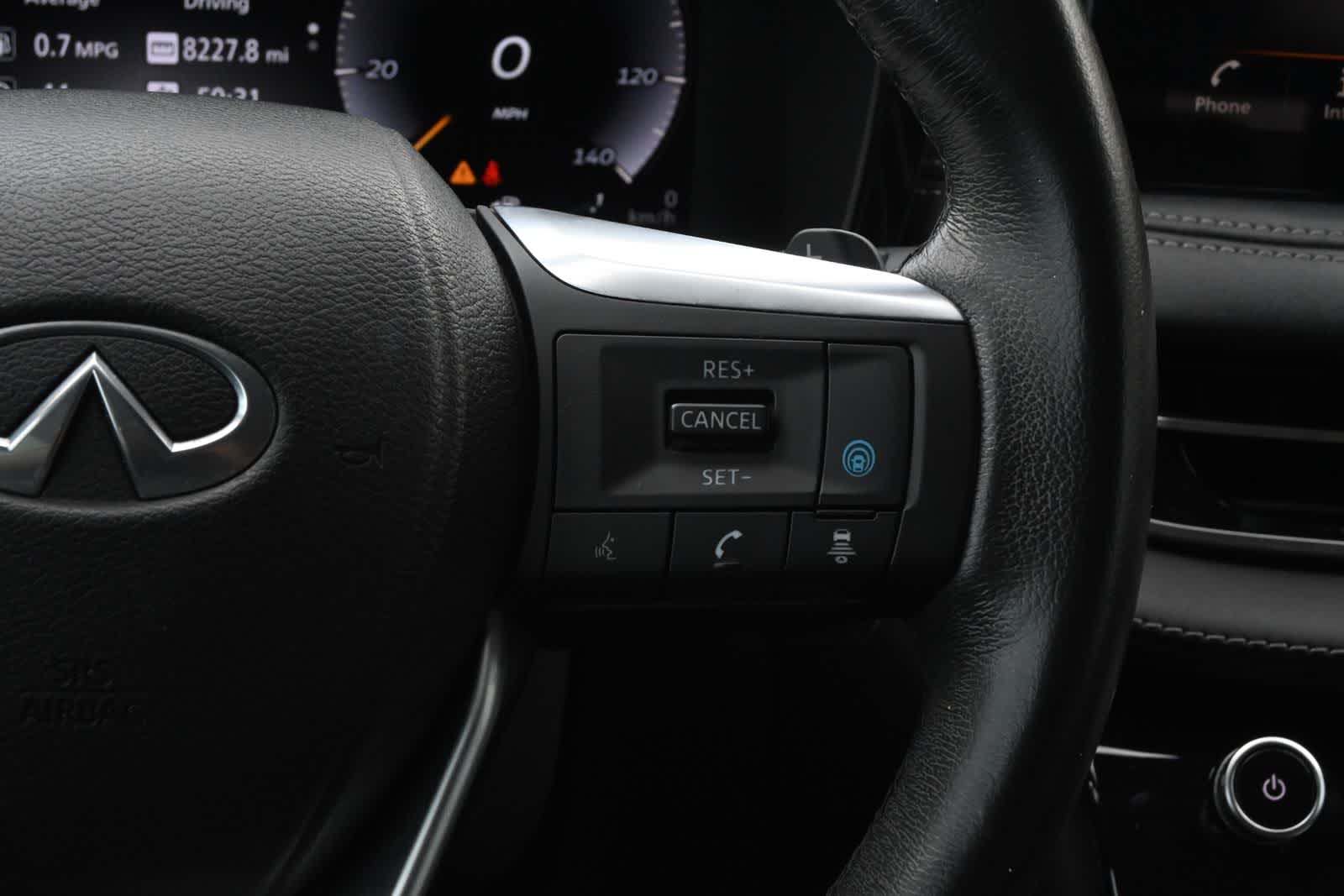 2022 INFINITI QX60 LUXE