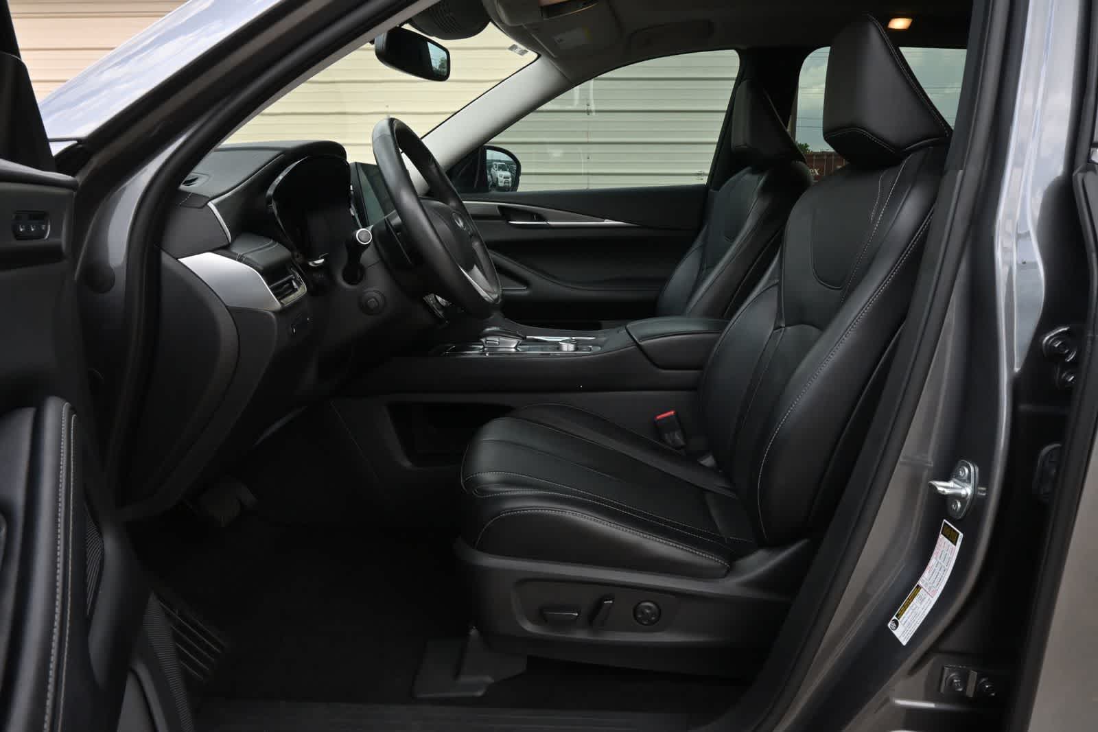 2022 INFINITI QX60 LUXE