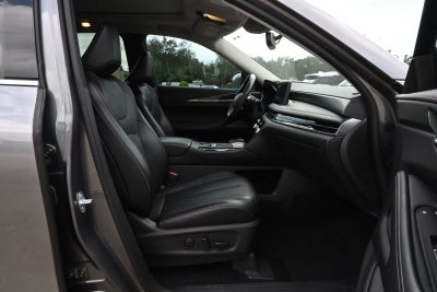 2022 INFINITI QX60 LUXE