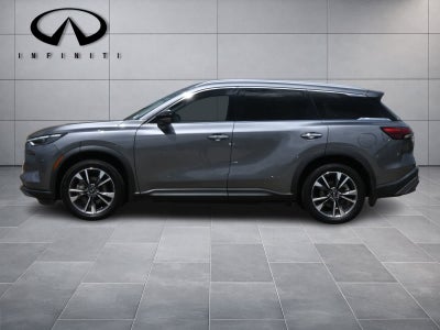 2022 INFINITI QX60 LUXE