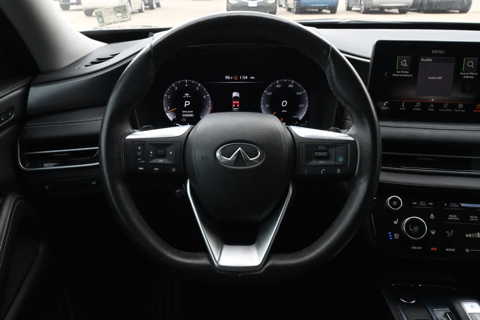 2022 INFINITI QX60 LUXE