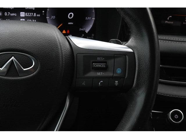 2022 INFINITI QX60 LUXE