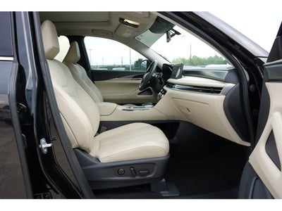 2024 INFINITI QX60 LUXE