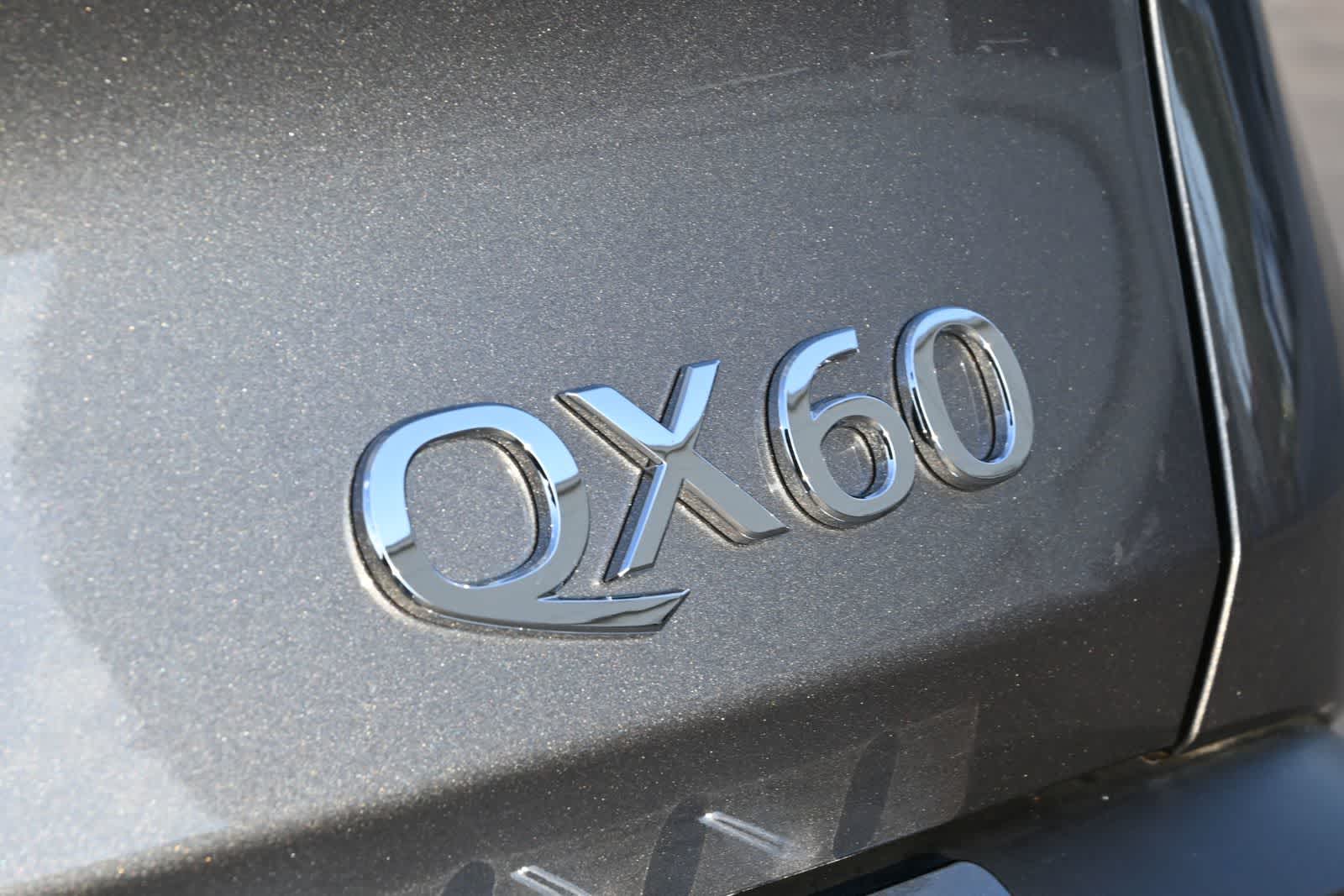 2023 INFINITI QX60 LUXE