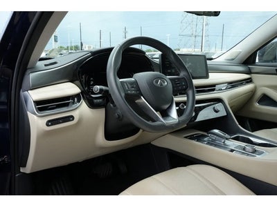 2023 INFINITI QX60 LUXE