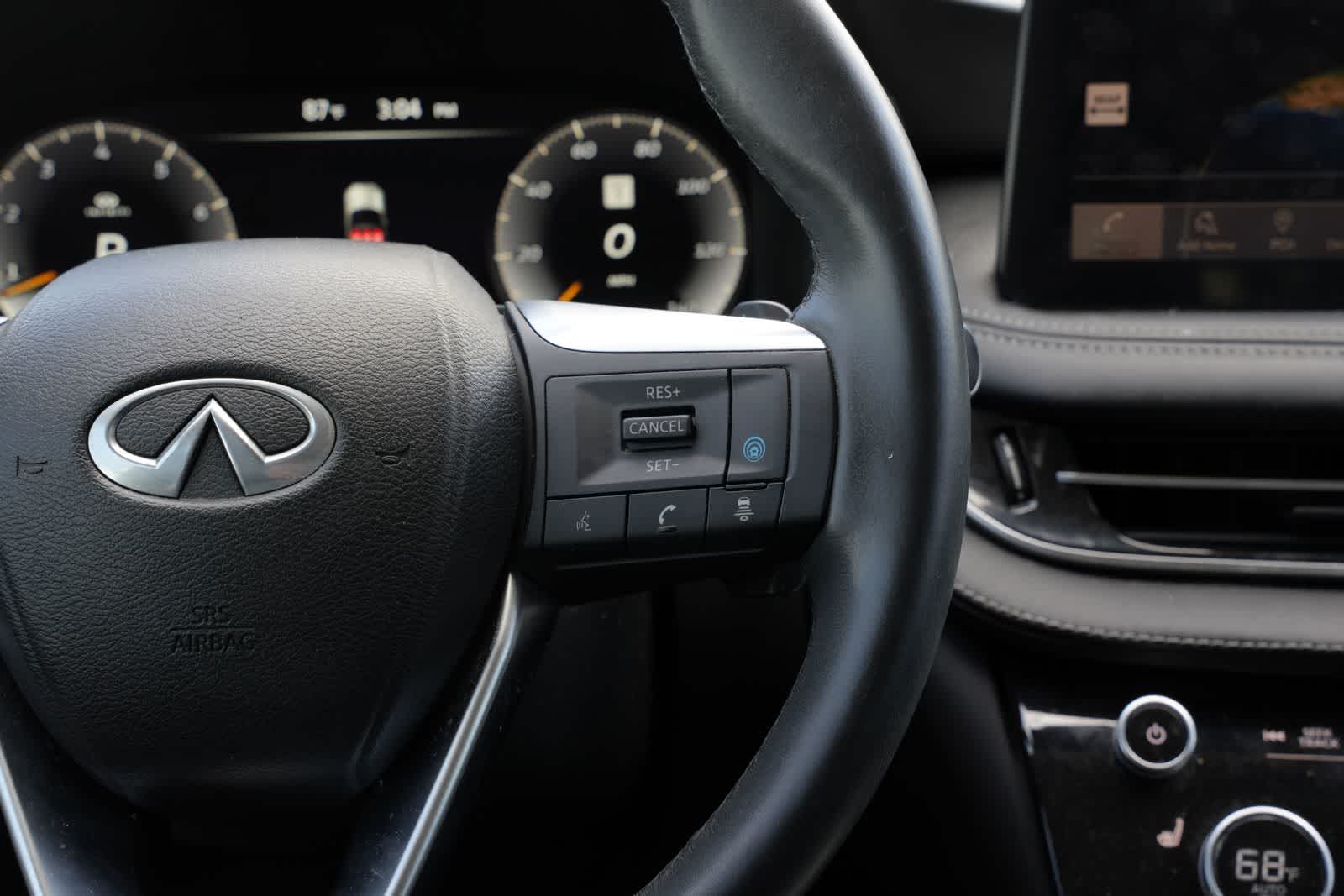 2023 INFINITI QX60 LUXE