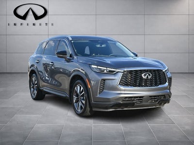 2023 INFINITI QX60 LUXE