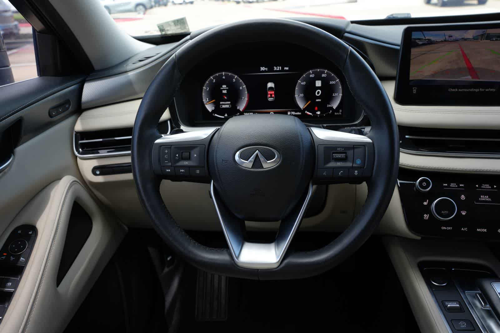 2023 INFINITI QX60 LUXE