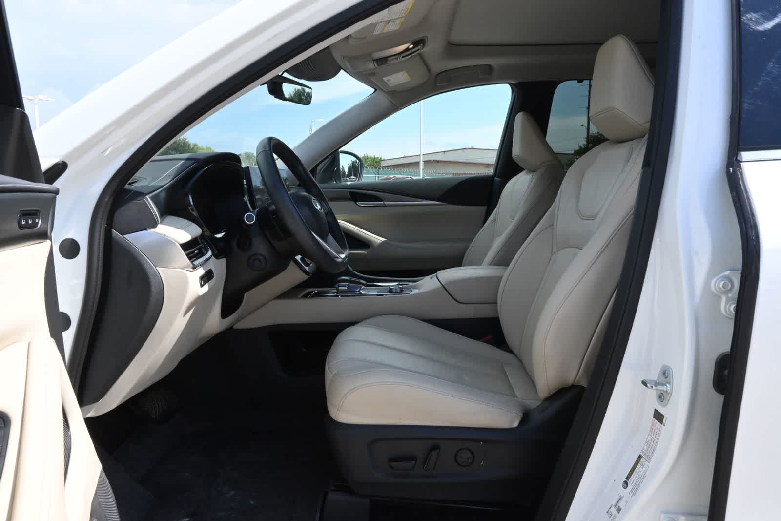 2024 INFINITI QX60 LUXE