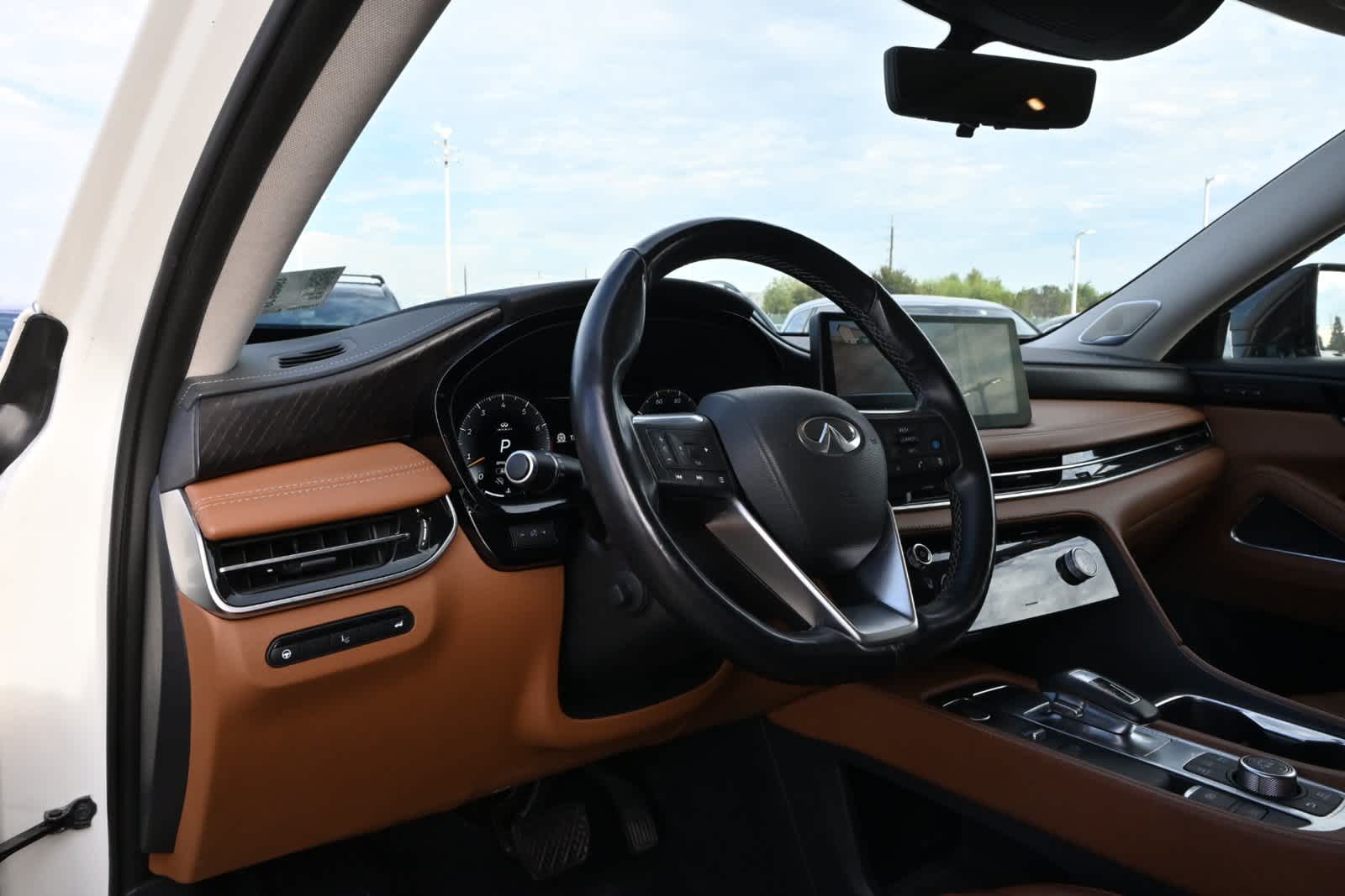 2023 INFINITI QX60 SENSORY