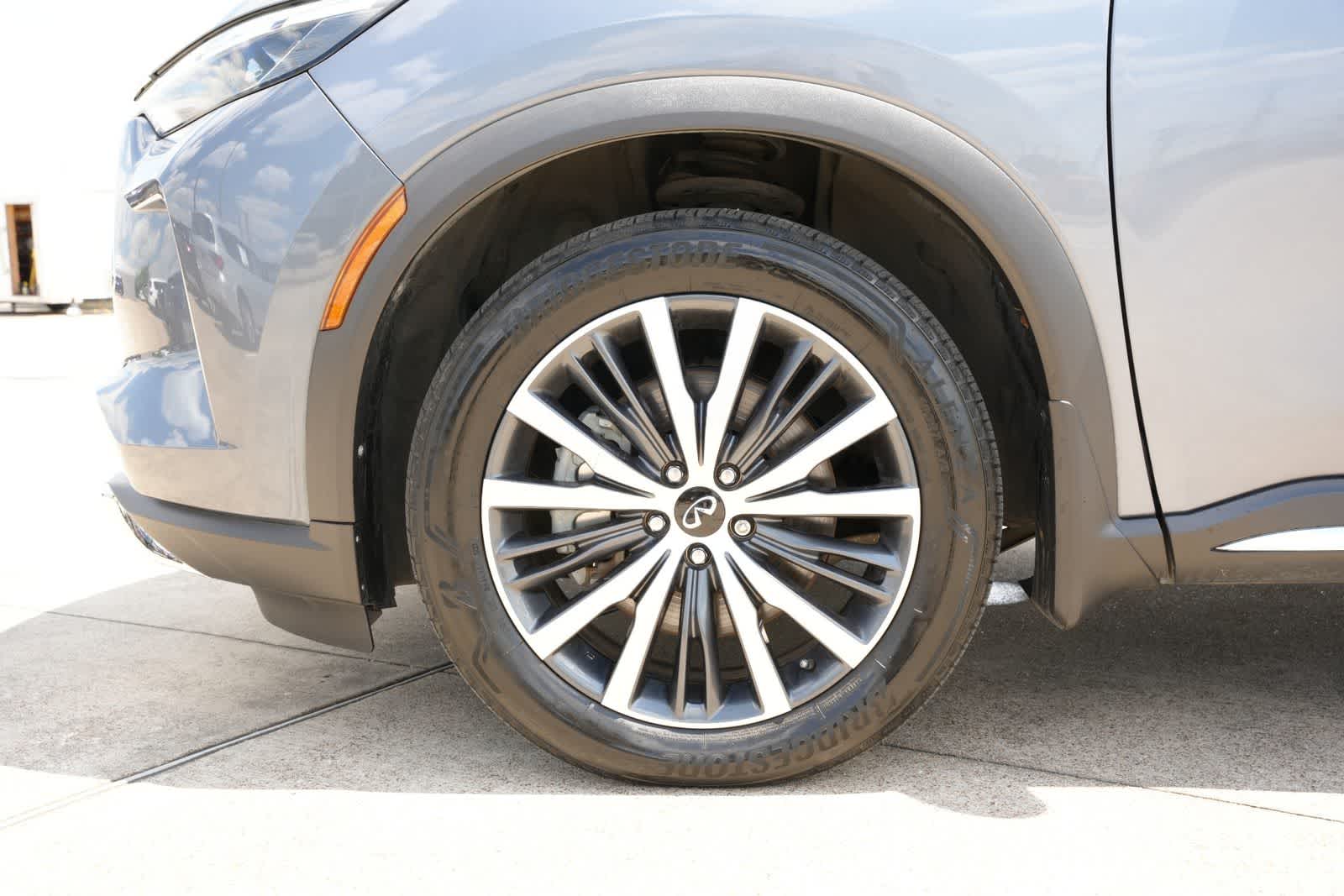 2023 INFINITI QX60 SENSORY