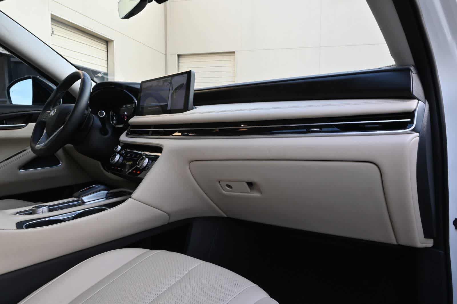 2024 INFINITI QX60 SENSORY