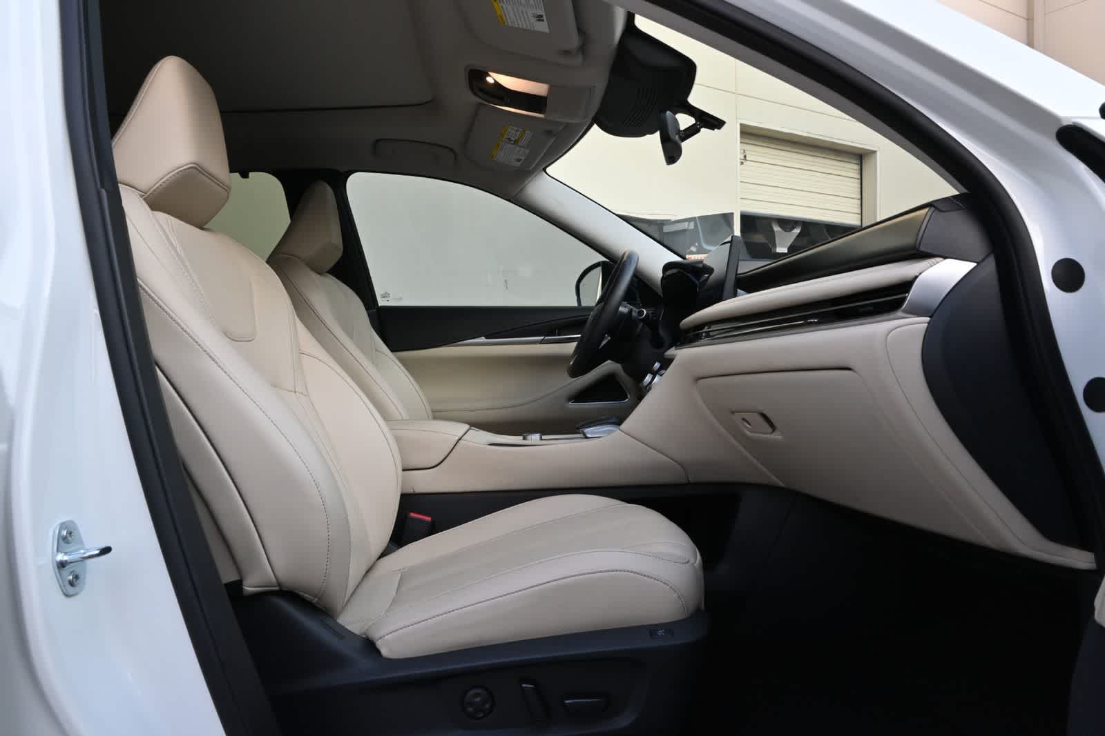 2024 INFINITI QX60 SENSORY