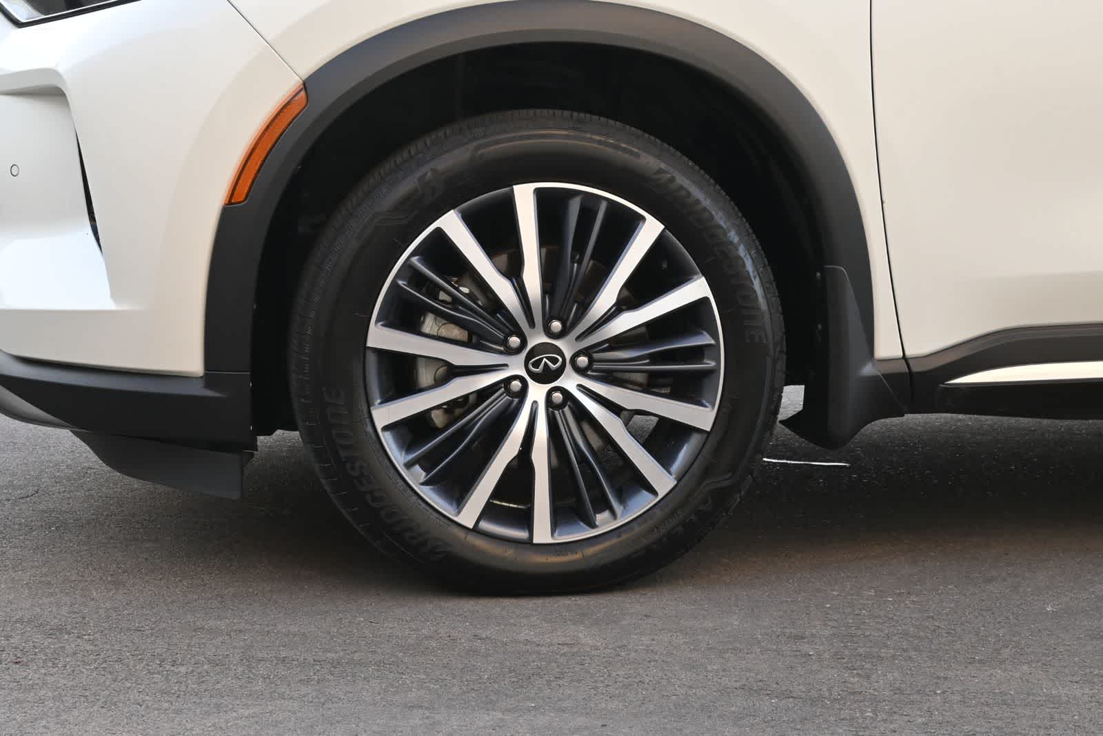 2024 INFINITI QX60 SENSORY