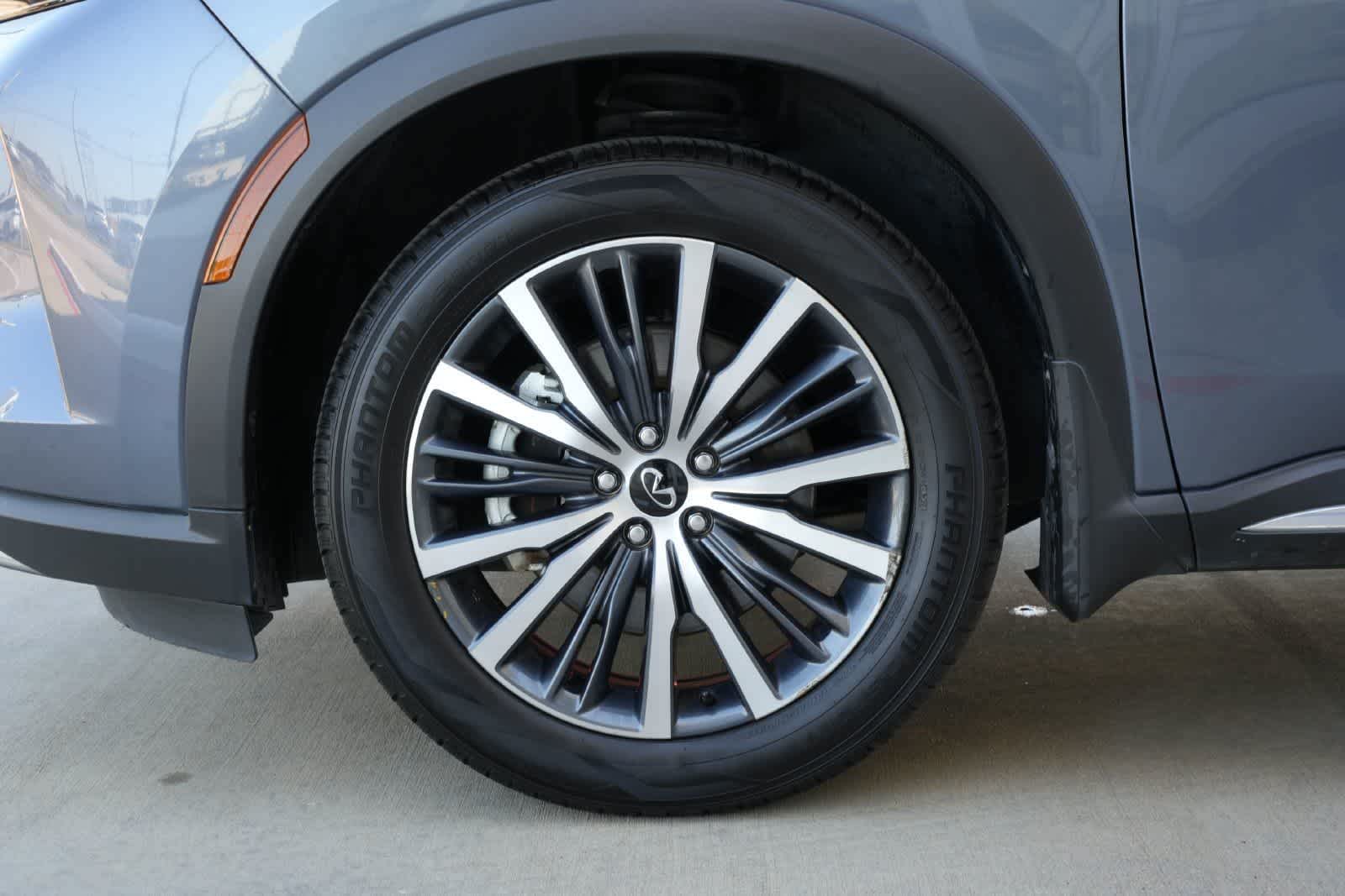2024 INFINITI QX60 SENSORY