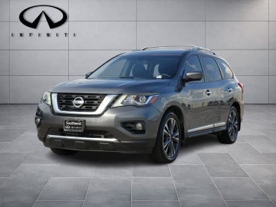 2017 Nissan Pathfinder Platinum