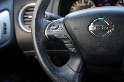 2017 Nissan Pathfinder Platinum