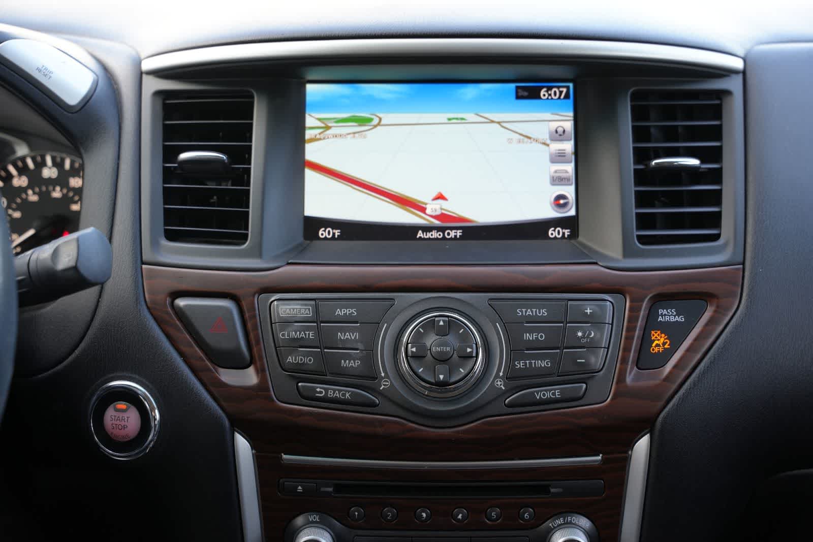 2017 Nissan Pathfinder Platinum