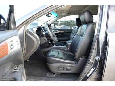 2017 Nissan Pathfinder Platinum