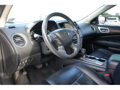2017 Nissan Pathfinder Platinum