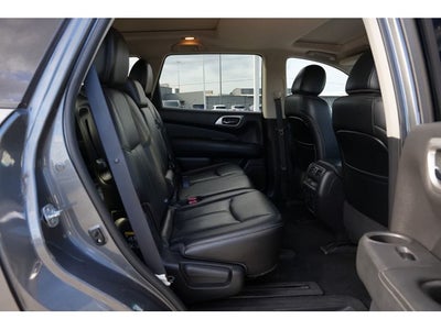2017 Nissan Pathfinder Platinum
