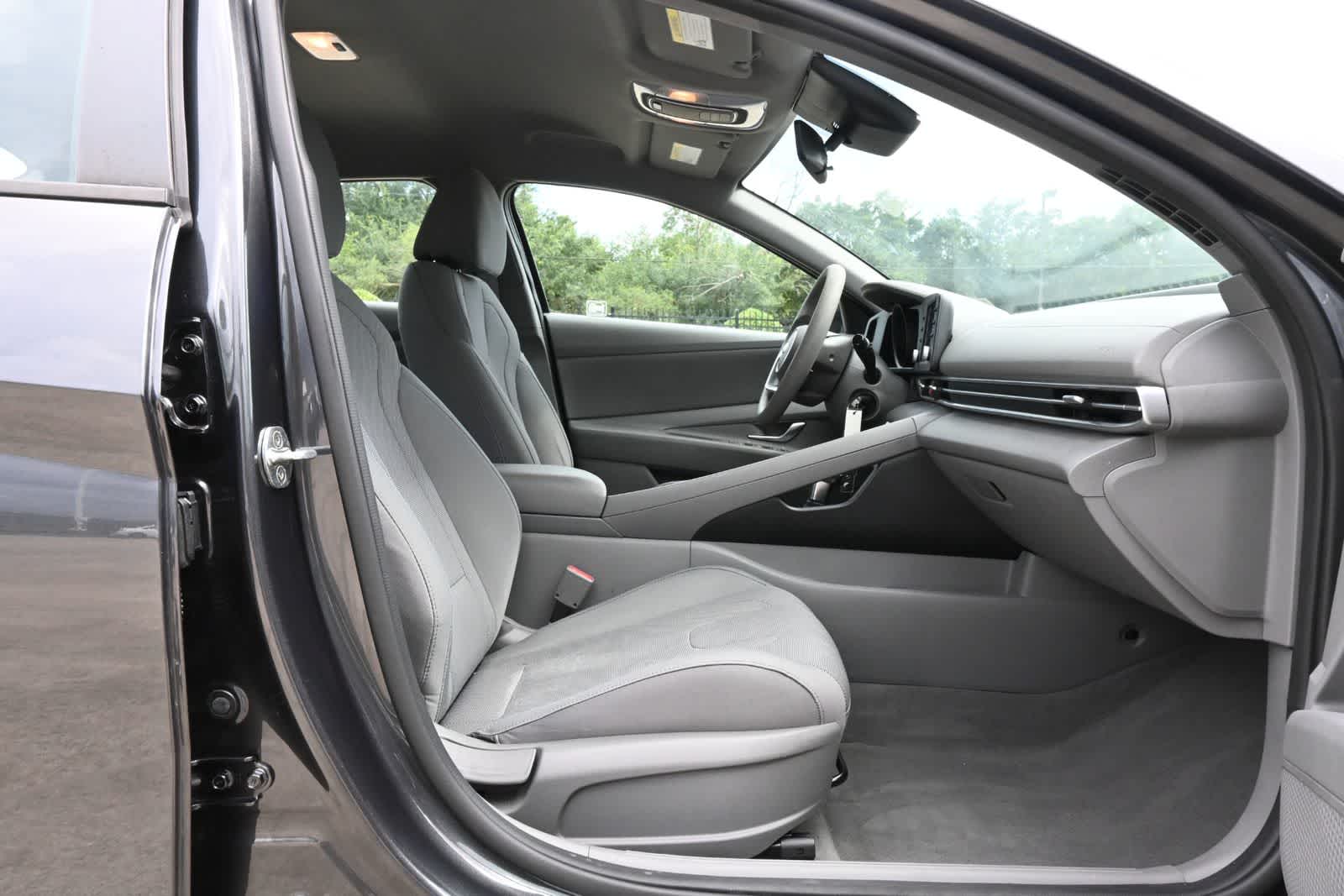 2021 Hyundai Elantra SE