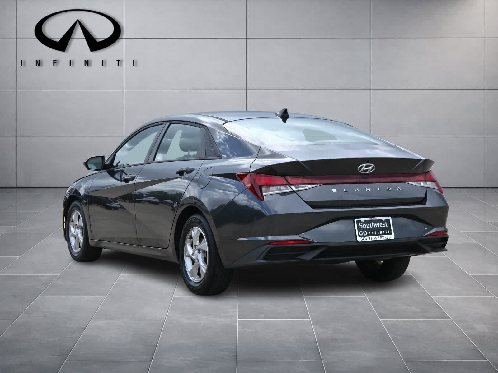 2021 Hyundai Elantra SE