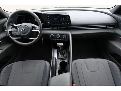 2021 Hyundai Elantra SE