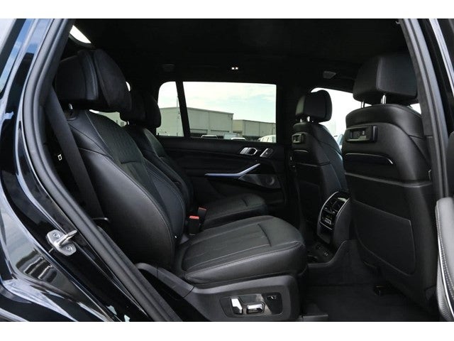 2021 BMW X7 M50i M50i