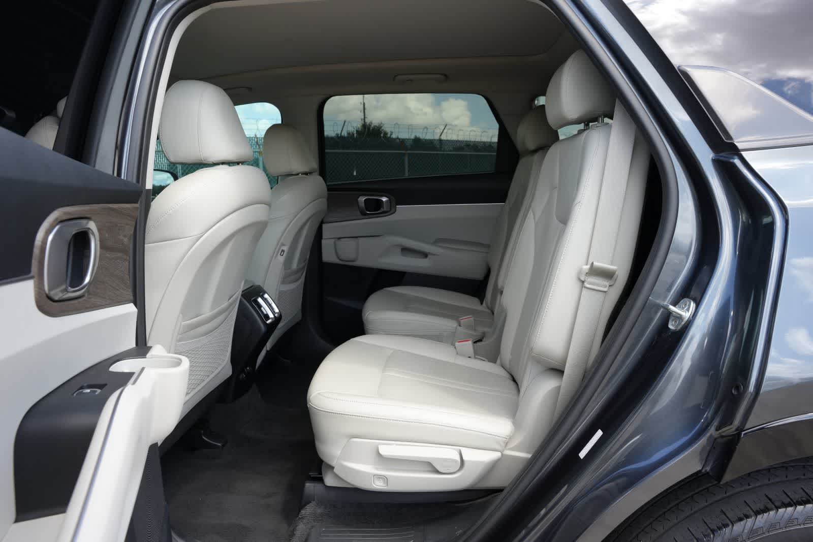 2022 Kia Sorento EX