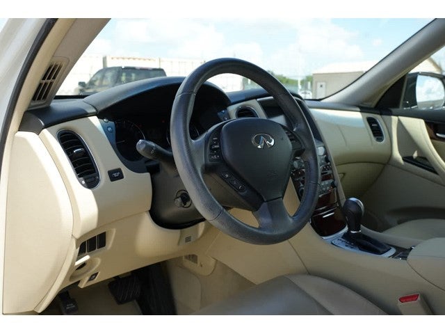 2016 INFINITI QX50 RWD 4dr