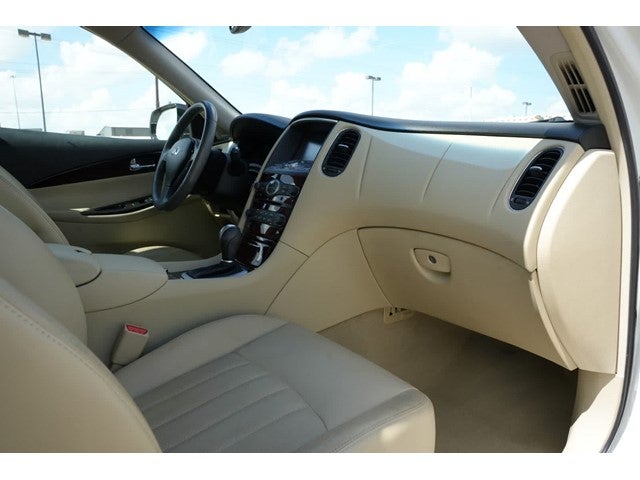 2016 INFINITI QX50 RWD 4dr