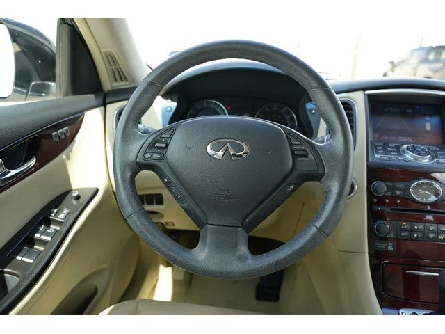 2016 INFINITI QX50 RWD 4dr