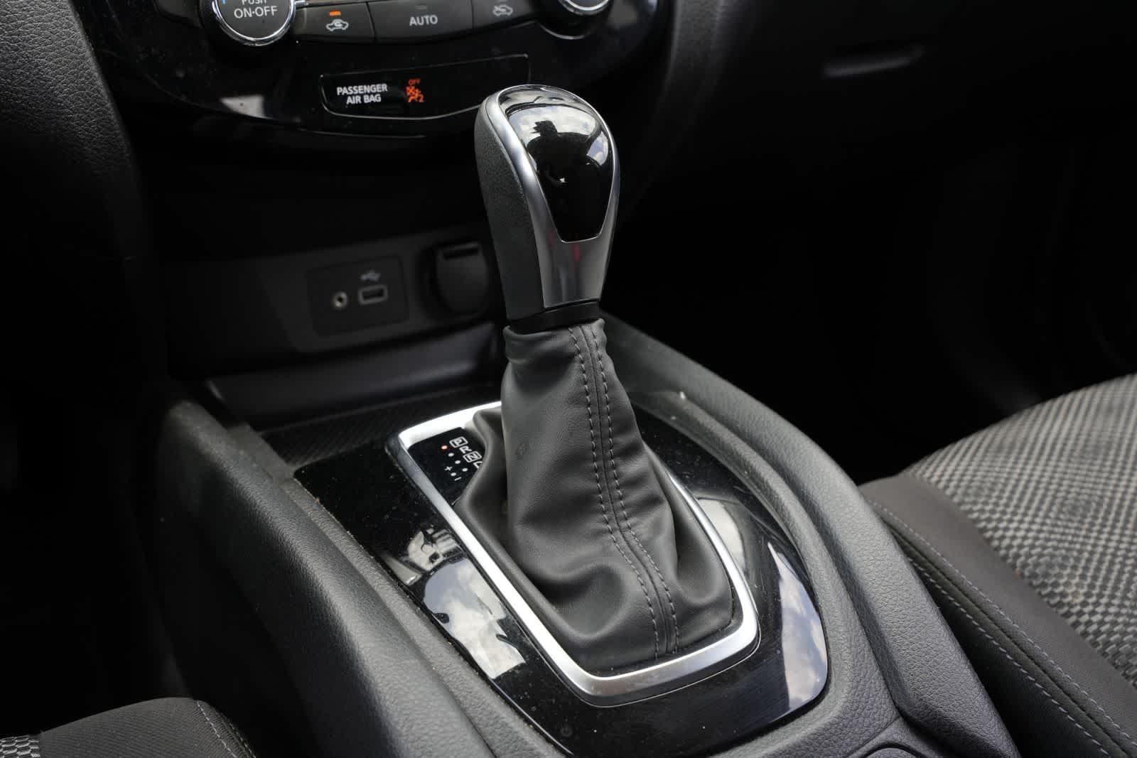 2020 Nissan Rogue Sport SV