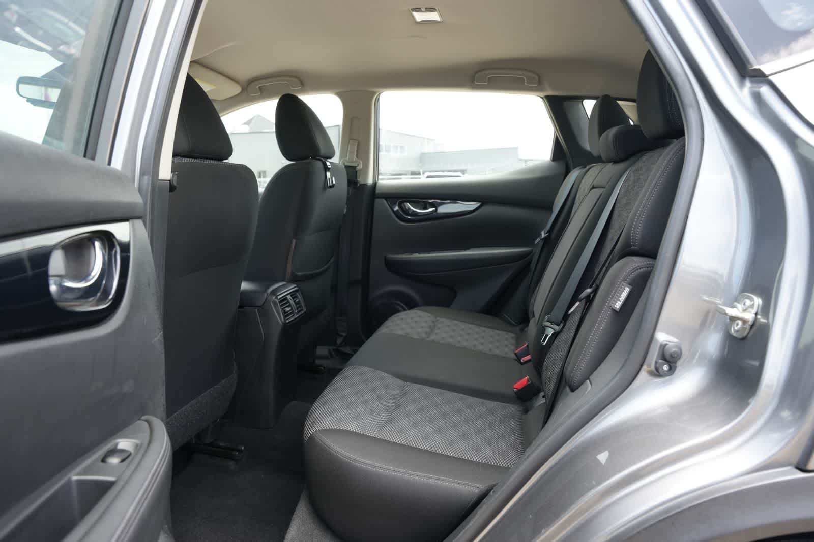 2020 Nissan Rogue Sport SV