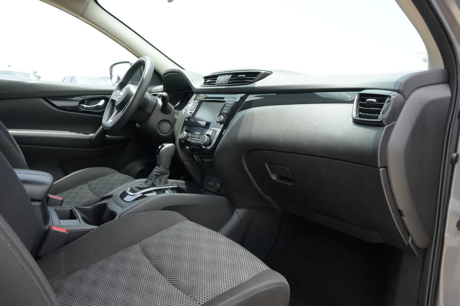2020 Nissan Rogue Sport SV
