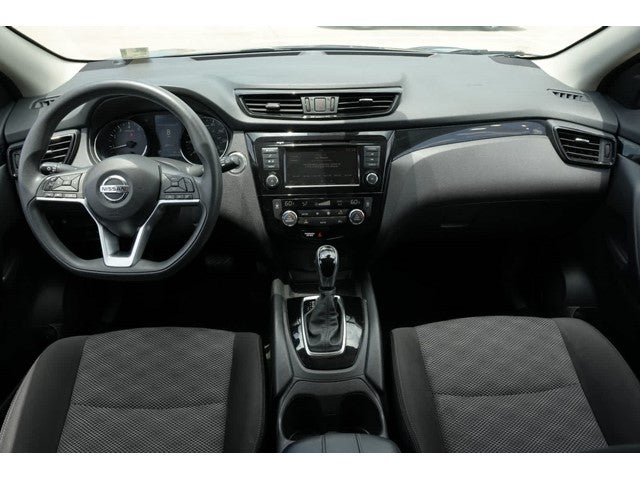 2020 Nissan Rogue Sport SV