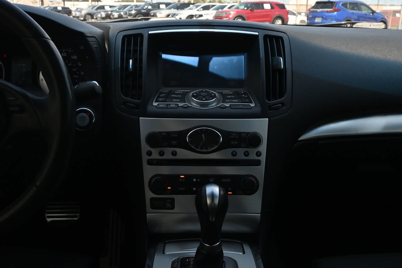 2014 INFINITI Q60 Coupe Journey