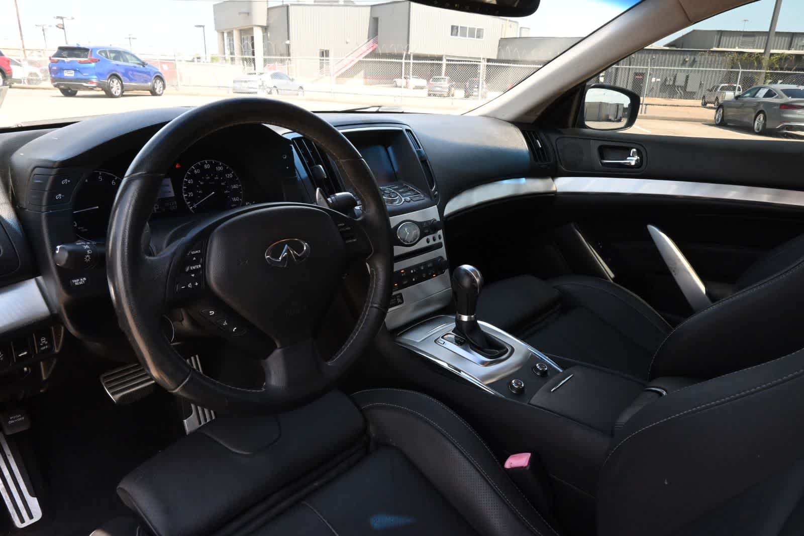 2014 INFINITI Q60 Coupe Journey