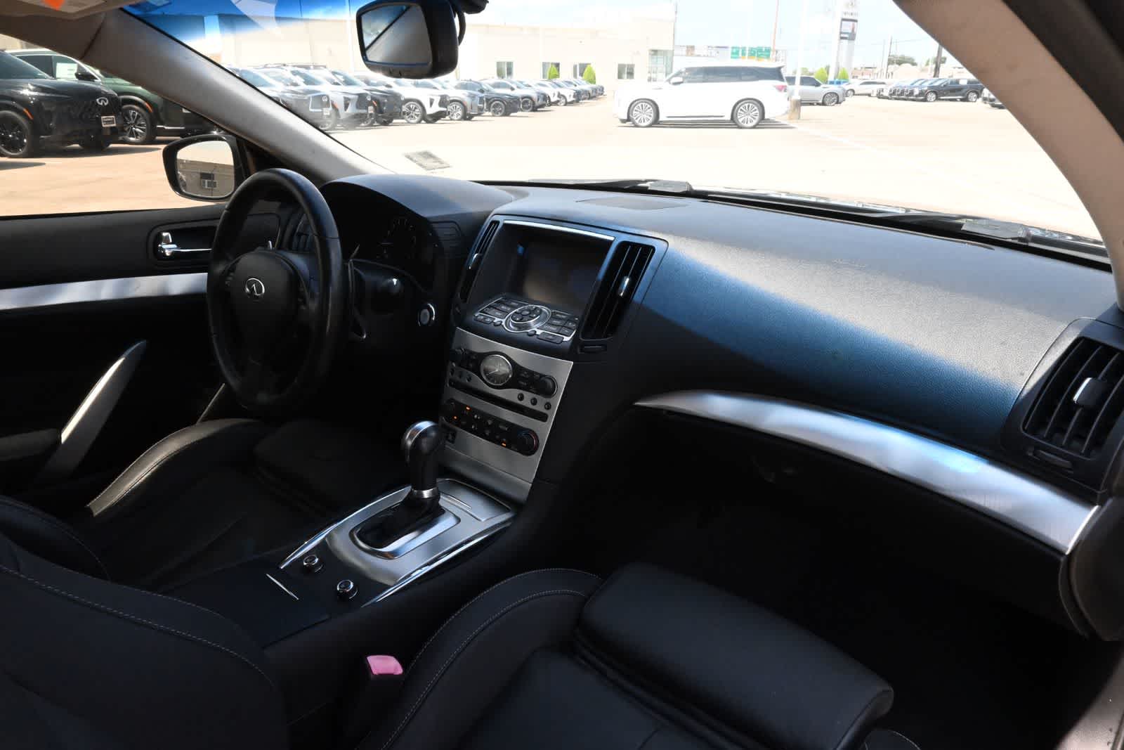 2014 INFINITI Q60 Coupe Journey