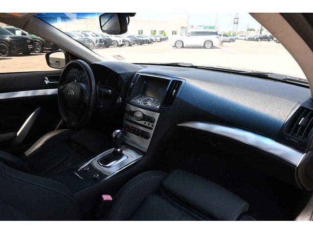 2014 INFINITI Q60 Coupe Journey