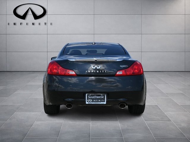 2014 INFINITI Q60 Coupe Journey