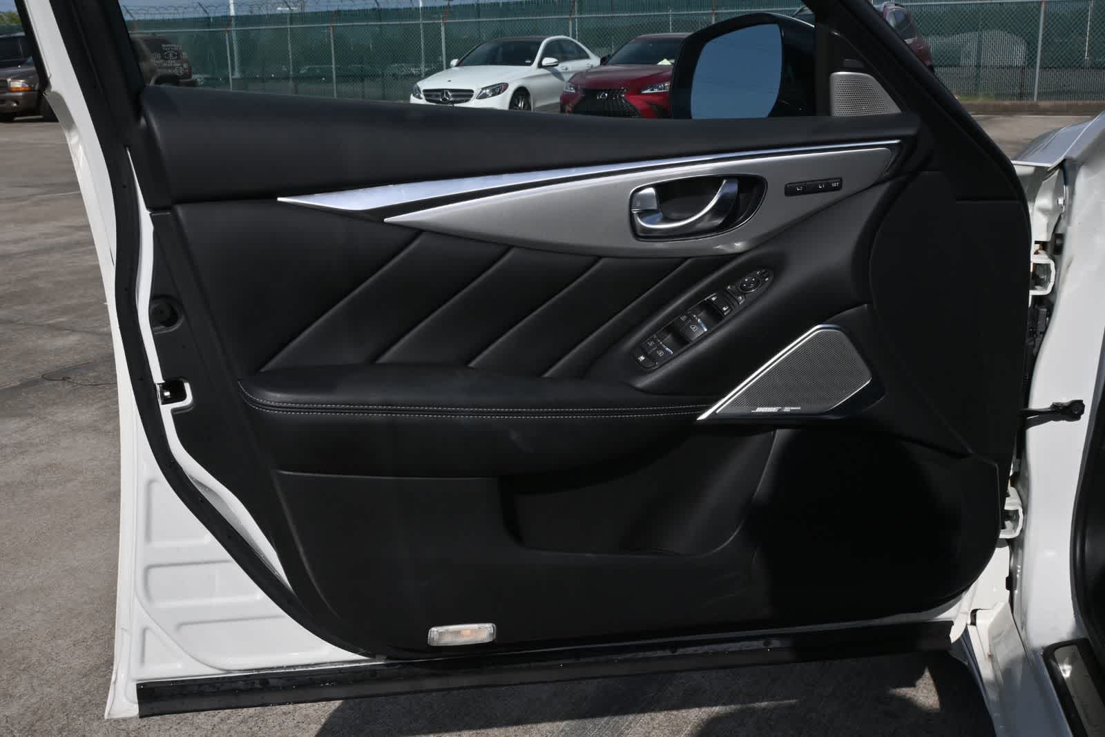 2023 INFINITI Q50 LUXE