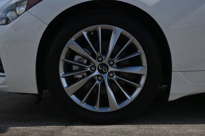2023 INFINITI Q50 LUXE