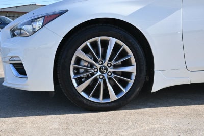 2023 INFINITI Q50 LUXE