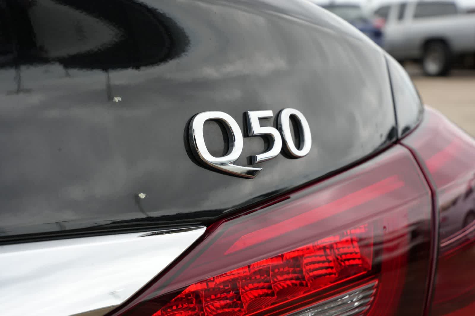 2023 INFINITI Q50 LUXE
