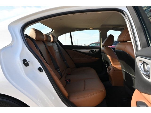 2023 INFINITI Q50 LUXE
