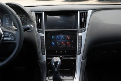 2023 INFINITI Q50 LUXE