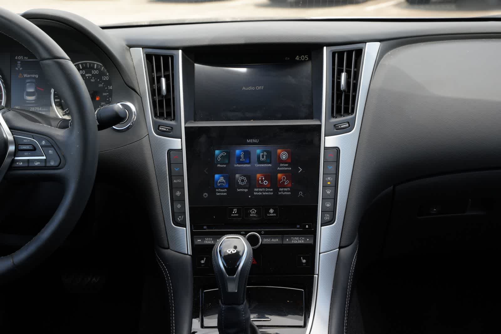 2023 INFINITI Q50 LUXE