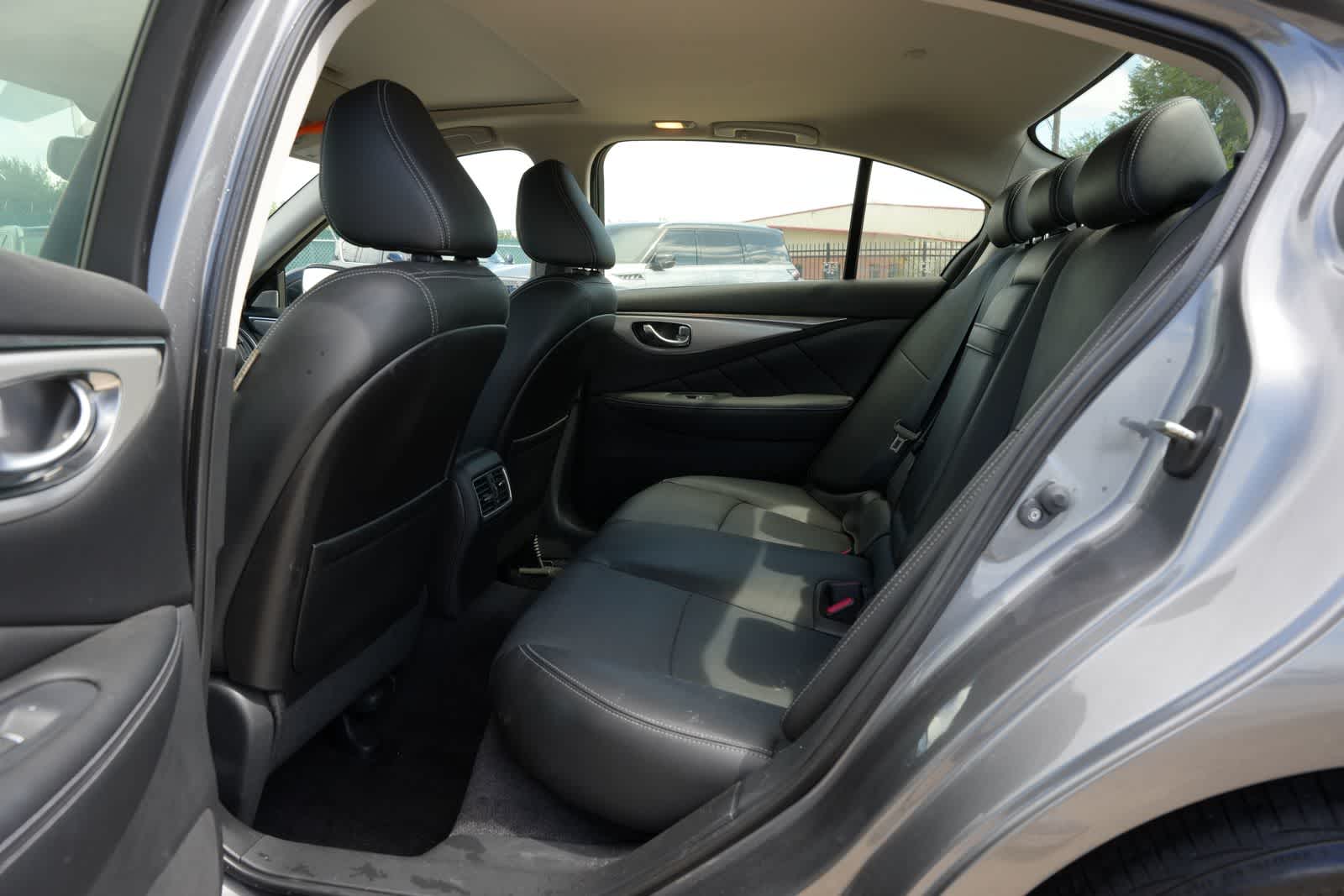 2023 INFINITI Q50 LUXE